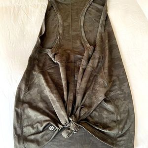 Lululemon tie back halter tank top